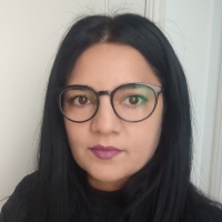 Profile picture of Rabena, the editor of this website